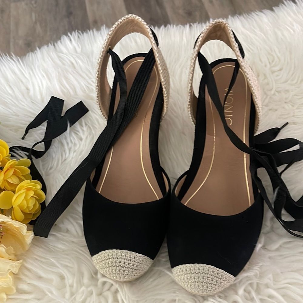 Vionic Espadrilles Size 7.5